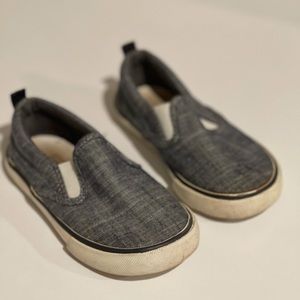 Boys slip on canvas shoes